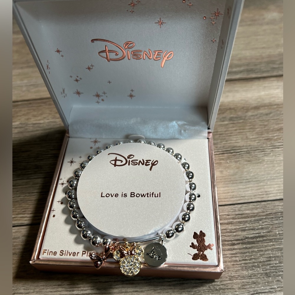 NIB Disney Minnie Mouse Bracelet‎